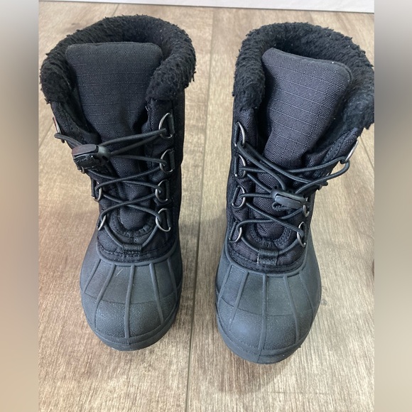 Little boy winter/boot lot - Picture 10 of 16